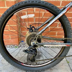 Carrera Vengeance Hardtail Mountain Bike Medium - Image 4