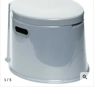Portable toilet