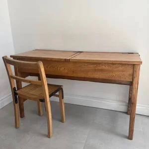 Antique kids double desk with chairs and original ink pots - Image 4