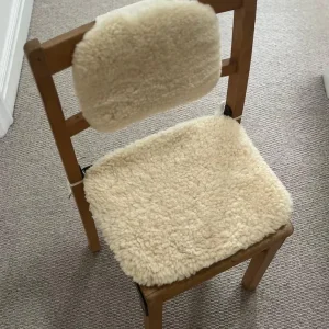 Antique kids double desk with chairs and original ink pots - Image 6