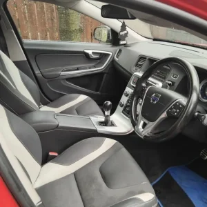 Volvo S60 - Image 4