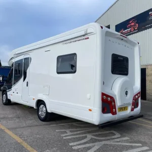 Fiat Auto Trail Tracker RB4 4 berth motor home with rear island bed - Image 7