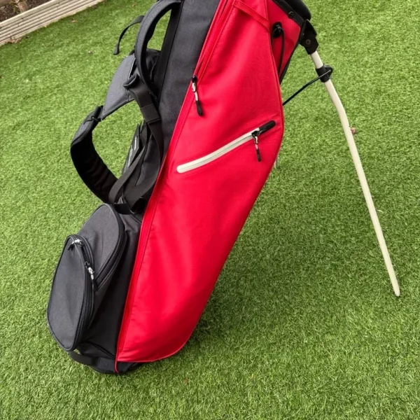 TaylorMade flex tech carry stand bag