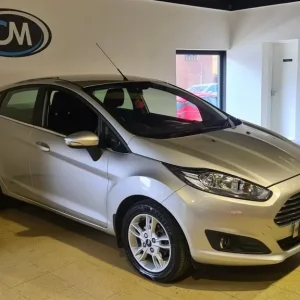 2016 Ford Fiesta 1.0T EcoBoost Zetec Hatchback 5dr Petrol Manual Euro 6 (s/s) (100 ps) Hatchback ...