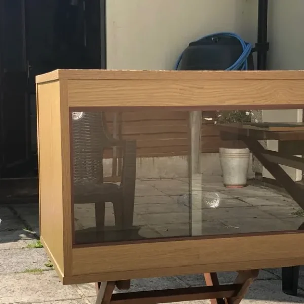 24” x 18” x 18” Vivarium