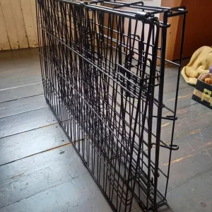 Dog Crate Small 30" - Barely Used - Image 4