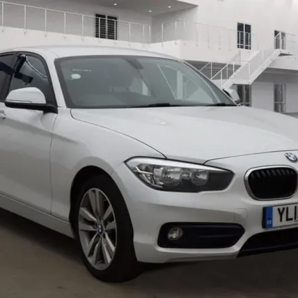 2016 BMW 1 Series 116d Sport 5dr ++ SAT NAV / BMW HISTORY / 20 TAX / ULEZ ++ HATCHBACK Diesel Manual