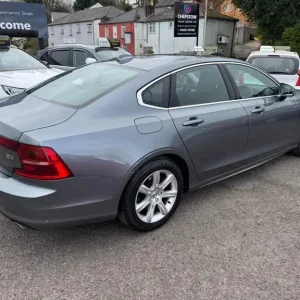 2018 Volvo S90 2.0 D4 Momentum Saloon 4dr Diesel Auto Euro 6 (s/s) (190 ps) Saloon Diesel Automatic - Image 2