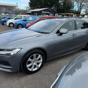2018 Volvo S90 2.0 D4 Momentum Saloon 4dr Diesel Auto Euro 6 (s/s) (190 ps) Saloon Diesel Automatic - Image 5