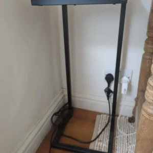 Side table with acacia live edge top and black metal legs - Image 3