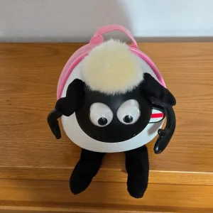 Shaun The Sheep Hard Case Backpack - Image 2