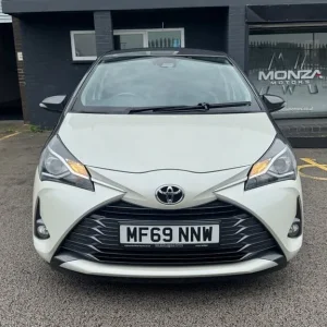 2019 Toyota Yaris 1.5 VVT-i Y20 Hatchback 5dr Petrol Manual - Image 2