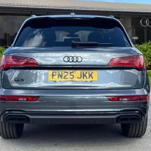 2025 Audi Q5 Black Edition 40 TDI quattro 204 PS S tronic SUV DIESEL Automatic - Image 4