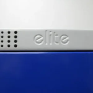 Elite metal storage locker with key - Image 2