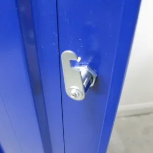 Elite metal storage locker with key - Image 4