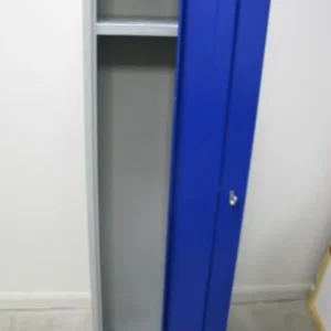 Elite metal storage locker with key - Image 5