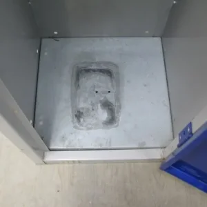 Elite metal storage locker with key - Image 7