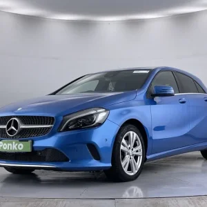 2016 Mercedes-Benz A-Class 2.1 A200d Sport (Premium) Hatchback - Image 4