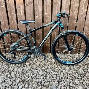 B-twin Rockrider mountain bike 17” M frame