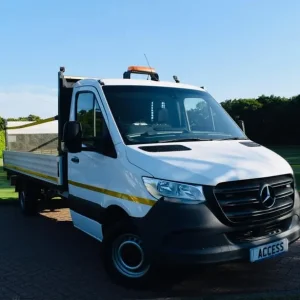 2020 Mercedes-Benz Sprinter 2.1 Diesel Dropside 4.2m with Tail Lift - Image 8