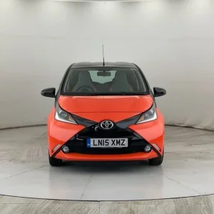 2015 Toyota Aygo 1.0 VVT-i x-cite Hatchback - Image 2