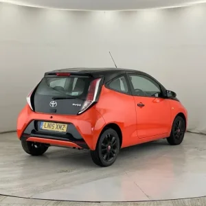 2015 Toyota Aygo 1.0 VVT-i x-cite Hatchback - Image 4