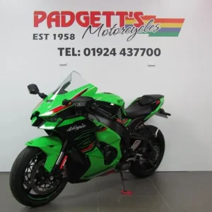 2023 Kawasaki ZX1002 Lpfan - Image 4
