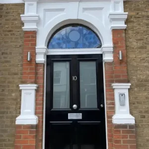 Painter and Decorator | High End Wall Transformations - Image 4