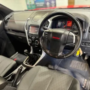 2019 Isuzu D-Max 1.9 TD Fury 4WD Diesel Manual - Image 8