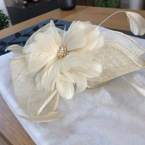 Cream Colour Wedding Fascinator - Image 4