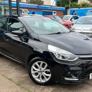 2016 Renault Clio 1.2 16V Dynamique Nav Petrol Manual 5 Door Hatchback