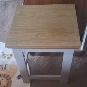 Small wooden side table - Image 3