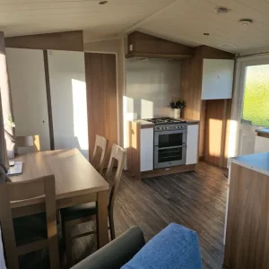 3-bedroom caravan at Haven Craig Tara, High Wycombe - Image 3