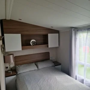 3-bedroom caravan at Haven Craig Tara, High Wycombe - Image 6