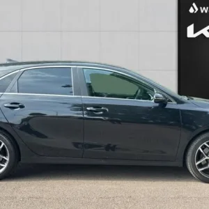 2025 Kia Ceed 1.5 T-GDi 3 Hatchback Petrol Manual - Image 4