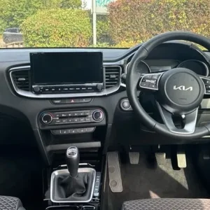 2025 Kia Ceed 1.5 T-GDi 3 Hatchback Petrol Manual - Image 6