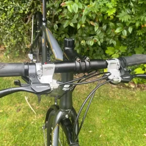 Carrera Gryphon hybrid sports bike - Image 4