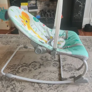 Baby bouncer with toy & safety bar - Image 2