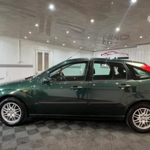 2004 Ford Focus 1.6i 16v LX 5-door Hatchback - Image 6