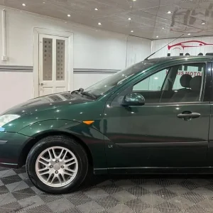 2004 Ford Focus 1.6i 16v LX 5-door Hatchback - Image 7