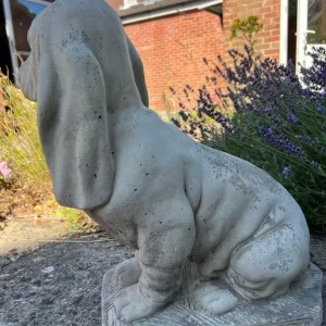 Stone Bassett Hound Puppy Garden Ornament - Image 2