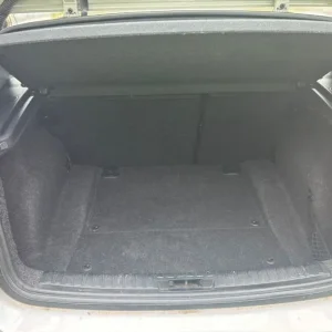 BMW 1 Series Hatchback 2010 Manual - Image 3