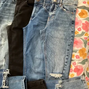 Ladies size 10 skinny jeans – mix of high waist and regular - Image 4