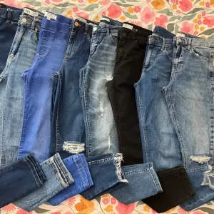 Ladies size 10 skinny jeans – mix of high waist and regular