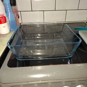 Large deep pyrex dish