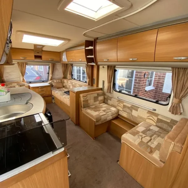 Swift Challenger 530 - 4berth caravan