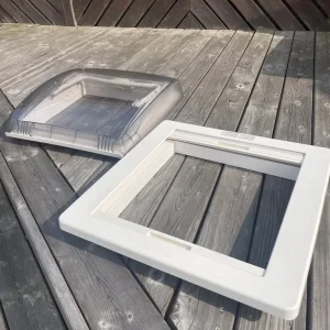 Dometic Mini Heki Style Rooflight - fits Ducato campervan / motorhome - Image 2