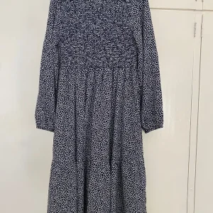 Ladies Dresses - Image 3