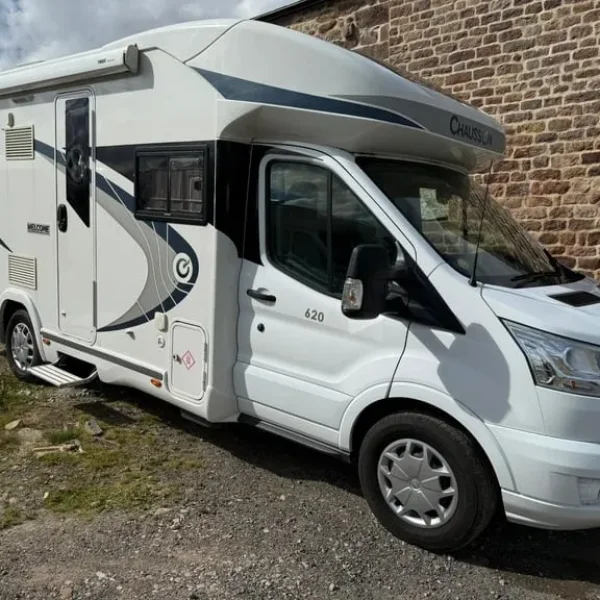 2016 Chausson Welcome 620 with 14,250 miles and 3,500kgs