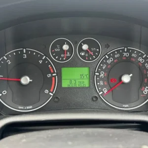 Ford Fusion 2009 Hatchback Manual 1399cc 5-door - Image 7